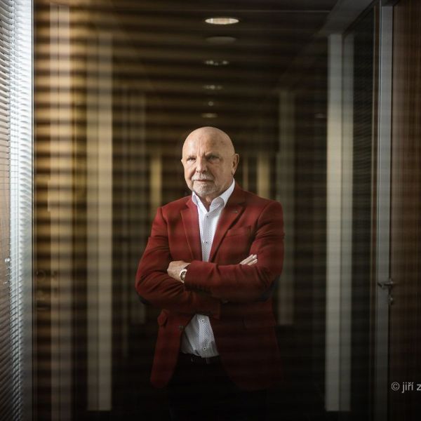 2021, BR Group – majitel společnosti BR Group Rudolf Bochenek, Ostrava, tadavatel: Hospodářské noviny