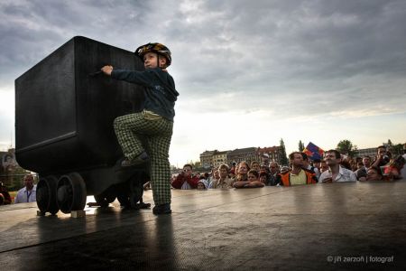 2008, položení základního kamene nákupního centra Nová Karolina – zadavatel: Statutární město Ostrava