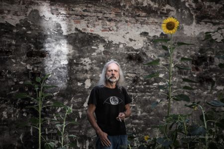 2018, Petr Hruška – český básník, scenárista, literární historik a vědec, foceno pro Ego!, magazín Hospodářských novin