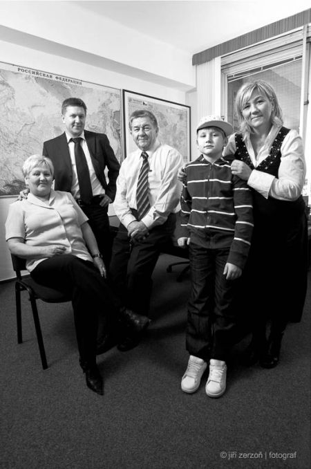 2009, Generace Vítkovic – portrét generačních rodin pracujících ve společnosti Vítkovice, volná tvorba
